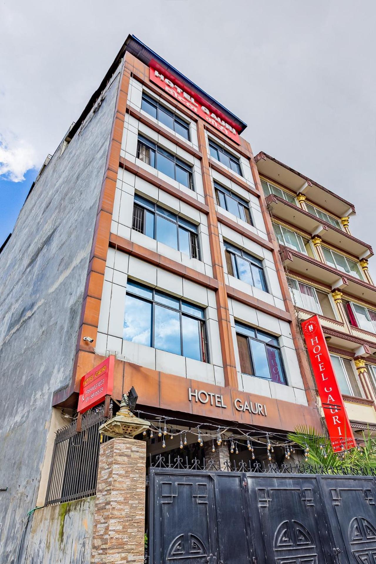 Oyo 821 Hotel Gauri Катманду Екстериор снимка