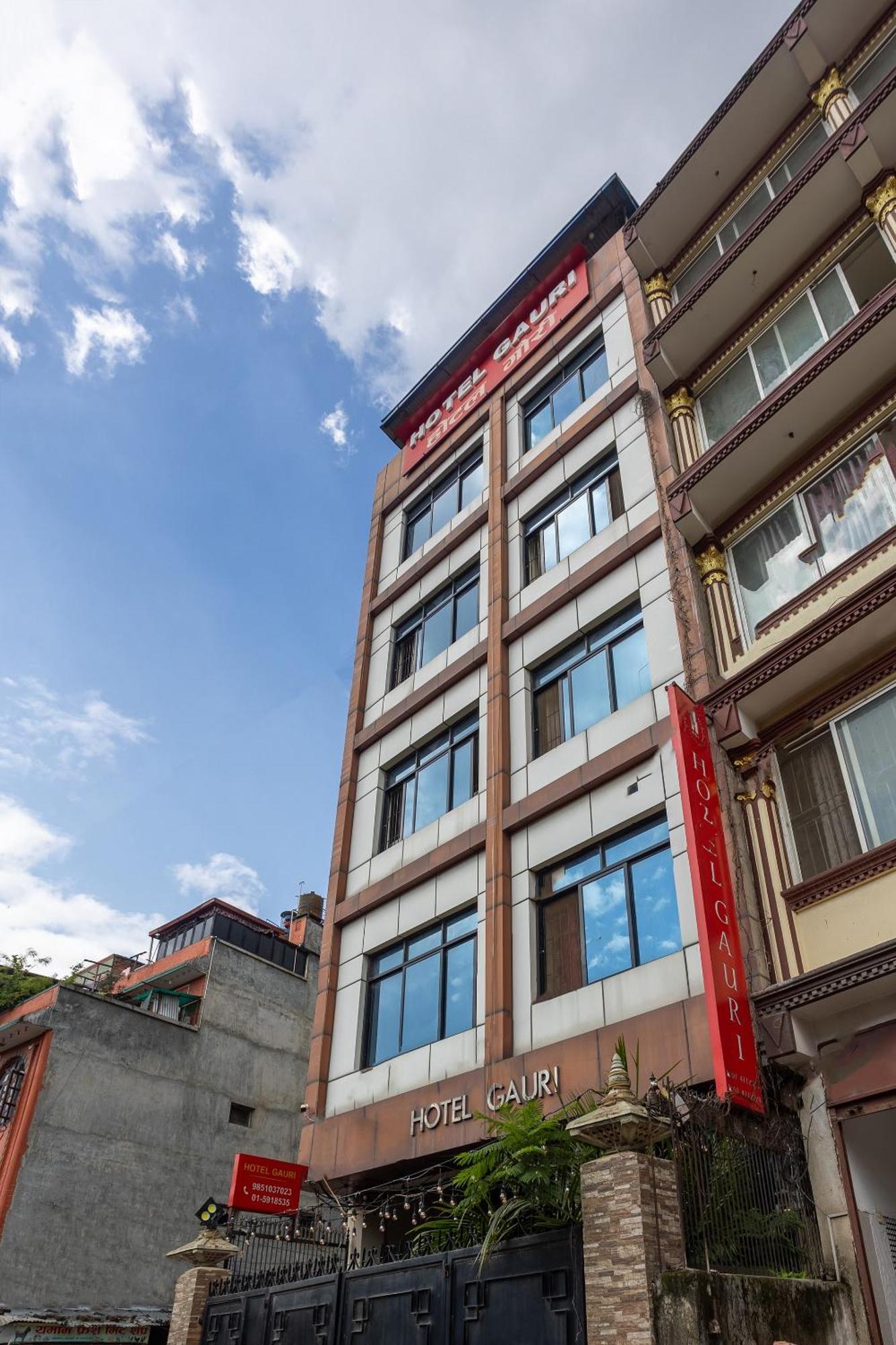 Oyo 821 Hotel Gauri Катманду Екстериор снимка